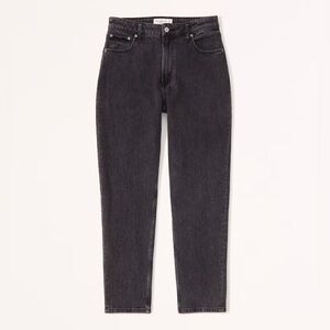 Abercrombie & Fitch Curve Love High Rise Mom Jeans Faded Black